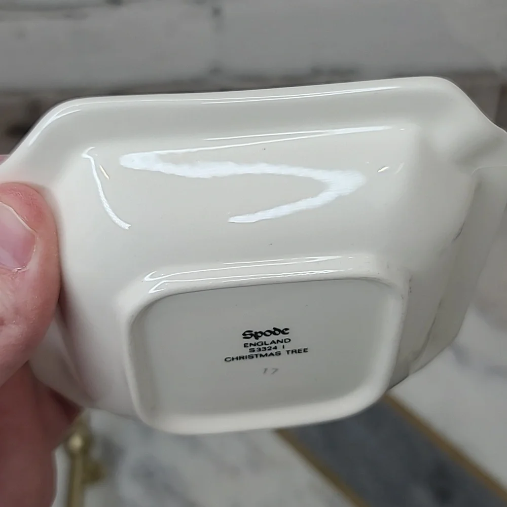 Spode Christmas Tree Classic Vintage Collectible Ceramic Square Ash Tray